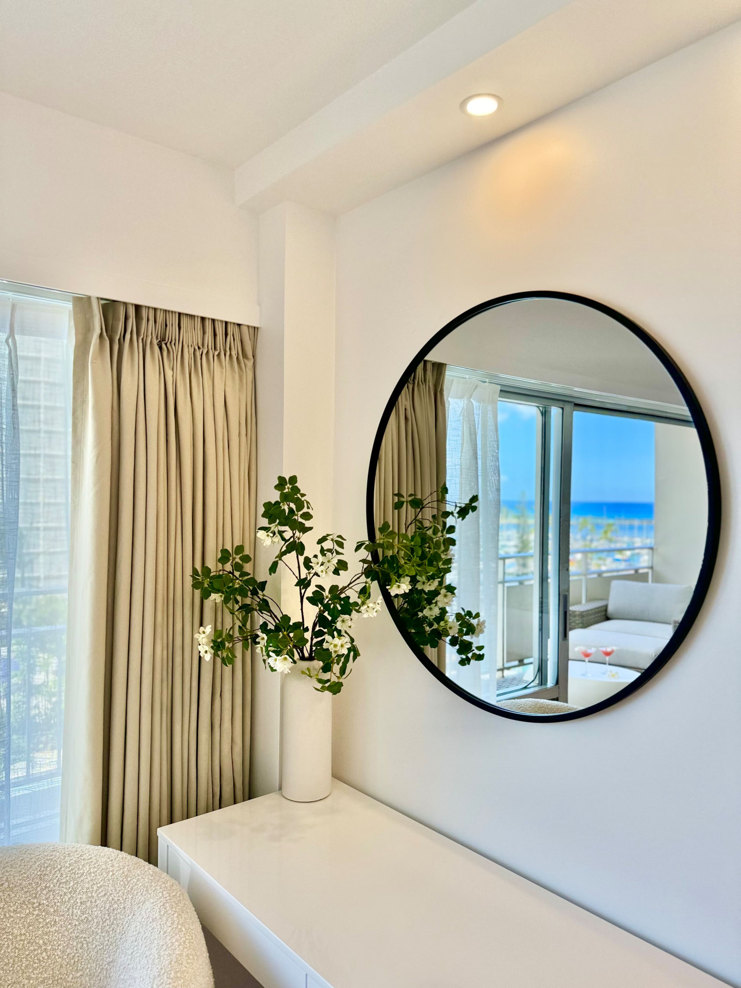 Condo in Honolulu · ★4.88 · 1 bedroom · 3 beds · 1 private bath - Image 15