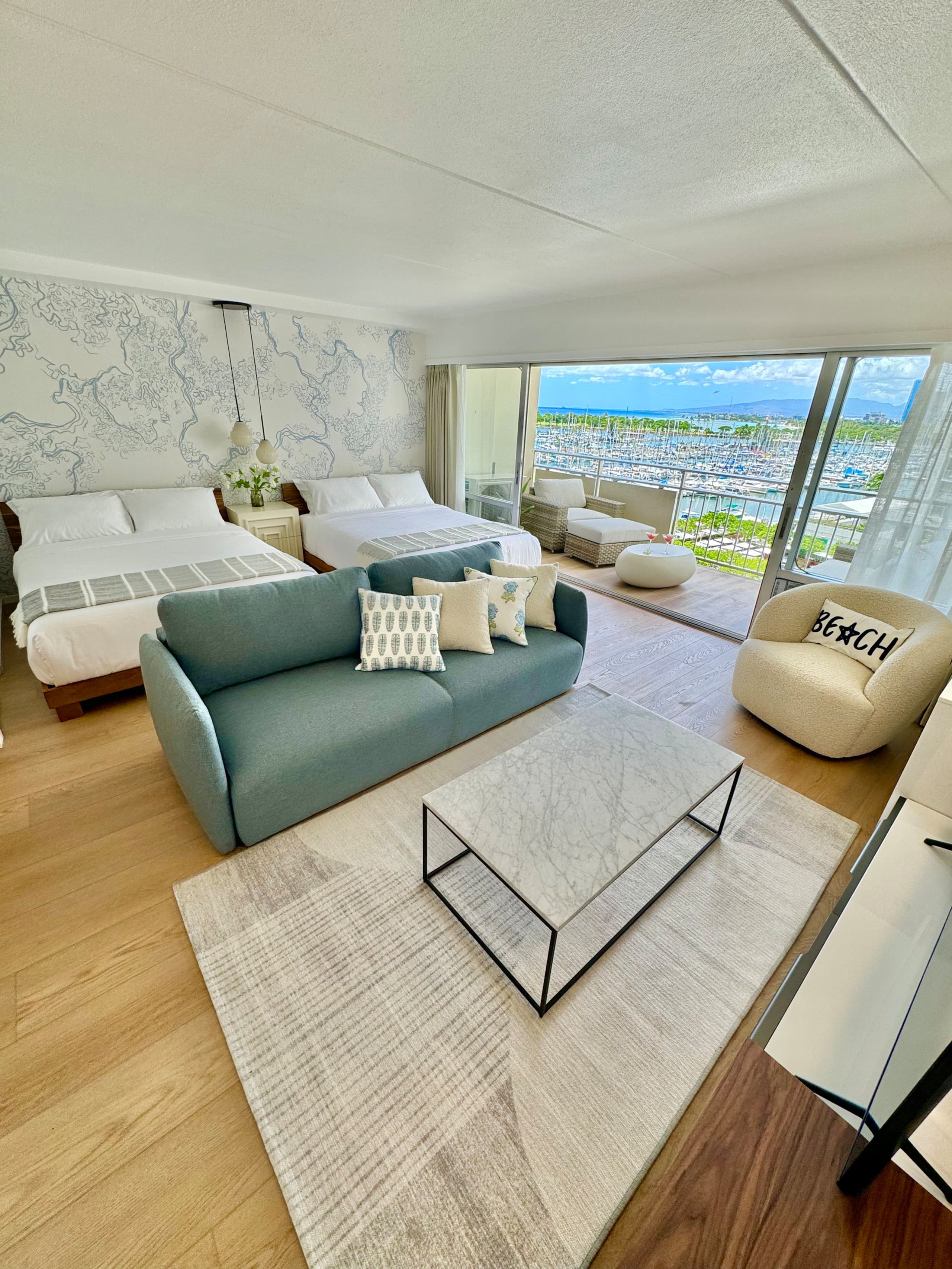 Condo in Honolulu · ★4.88 · 1 bedroom · 3 beds · 1 private bath - Image 10
