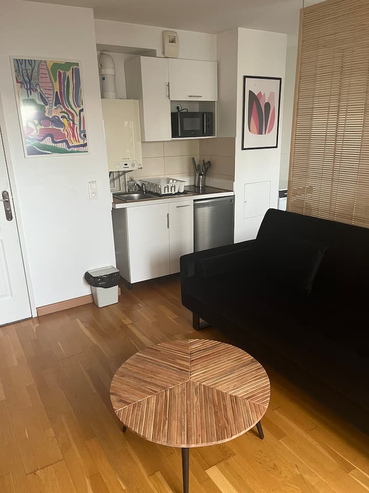 Appartement Balcon Proche Métro Ligne 11 - Romainville