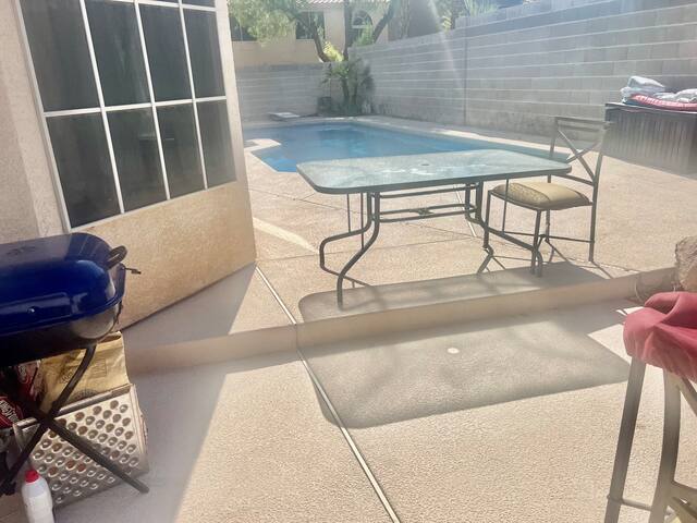 Northern Comfort gallery image 4