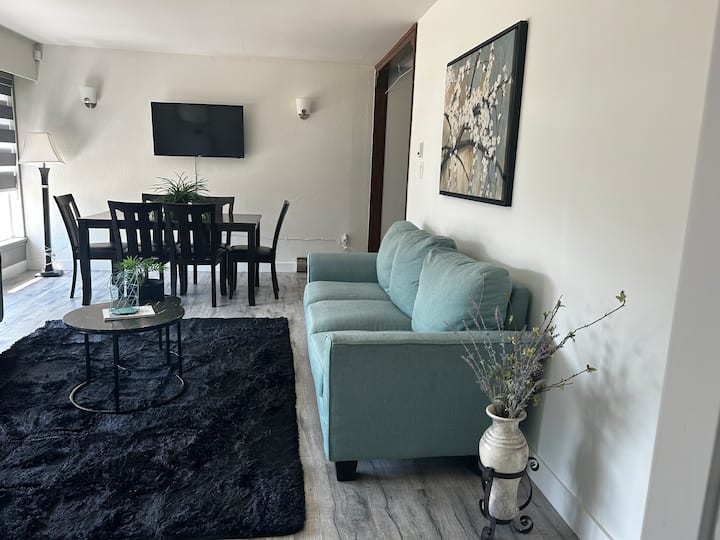 2 Room Suite In A Quiet Neighborhood - Surrey, BC