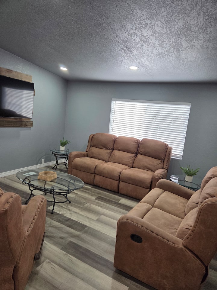 Little Big House - Winnemucca, NV