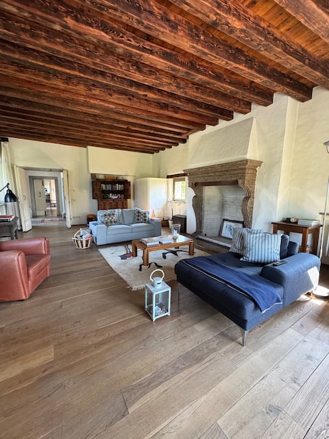 Proprietà Airbnb di successo: Exclusive 16th-century villa with 1ha private garden a Belluno