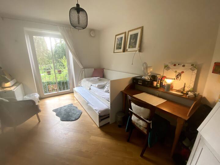 საძინებელი 1