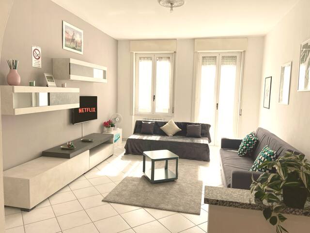 Florence Relax near the center+terrace+pvtParkin gallery image 2