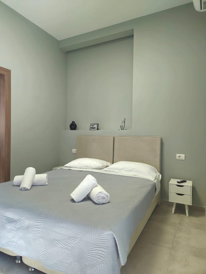 Dhomë gjumi 1