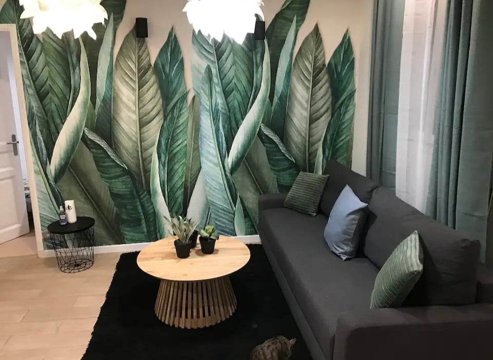 Top performing Airbnb: The small house in Bobigny