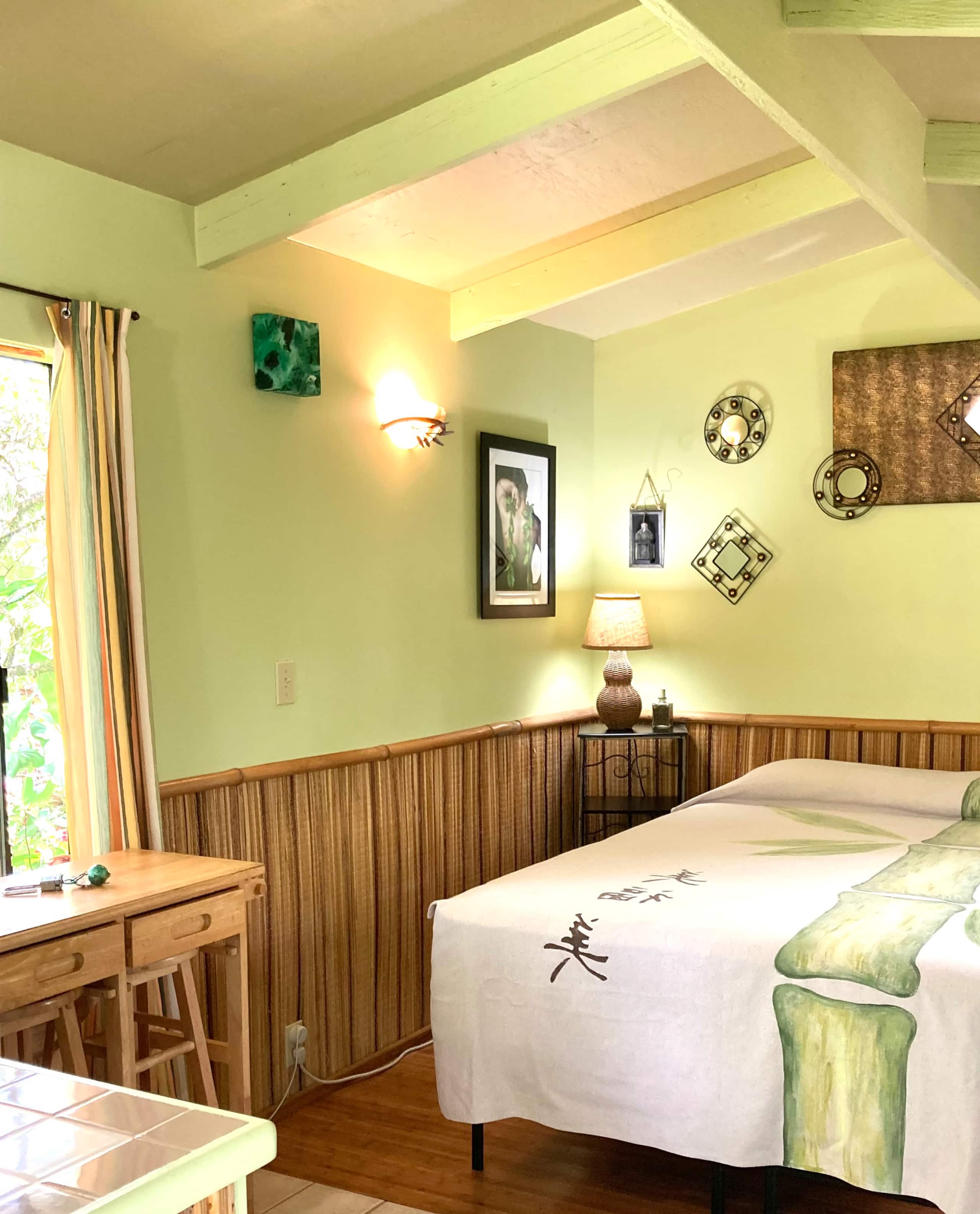 Place to stay in Mountain View · ★4.95 · 1 bedroom · 1 bed · 1 shared bath - Image 3