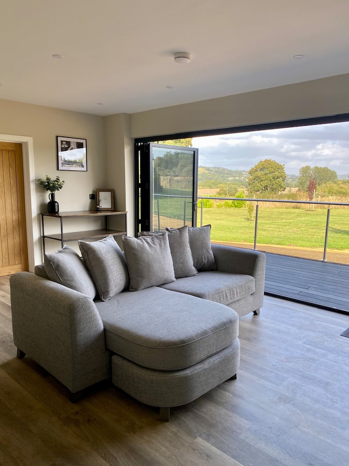 The Orchard Retreat - Bath Spa University