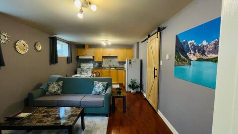 East End Comfort Suite 7-min drive to the airport