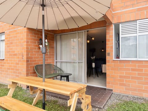 Casa Verde | Garden, Pool and Calm in Pereira