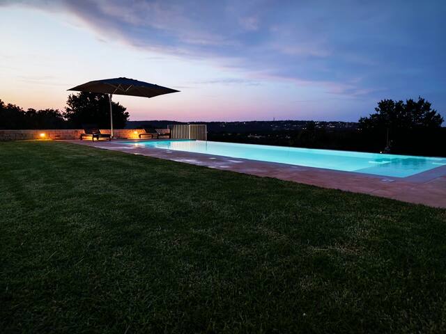 Exclusive authentic Trulli con Piscina gallery image 2