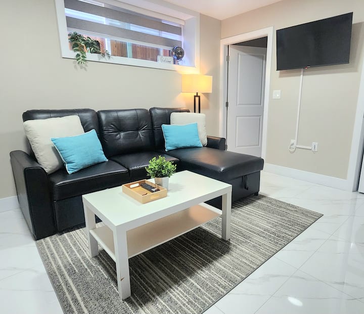 East Van Suite/king Bed/walk 2 Skytrain/trout Lake - Richmond