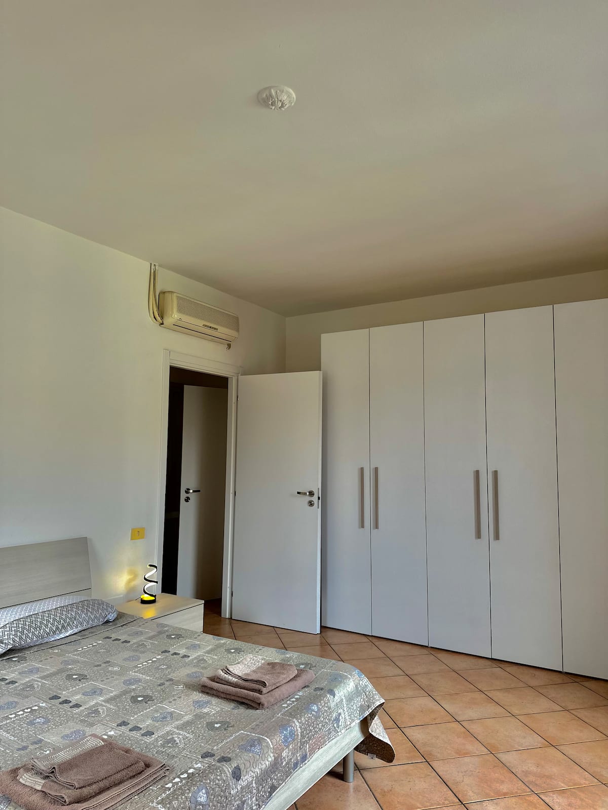 Spazioso Appartamento 2 - Miniatura 5