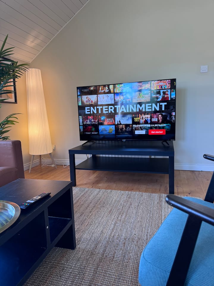 The Hockney- 2 Bd Hip Ap. Ultra Fast Wifi - Belfast