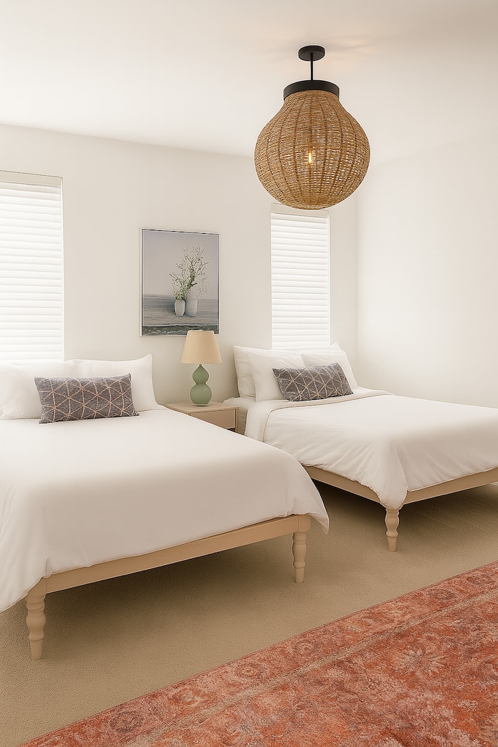 2 menšie manželské postele 