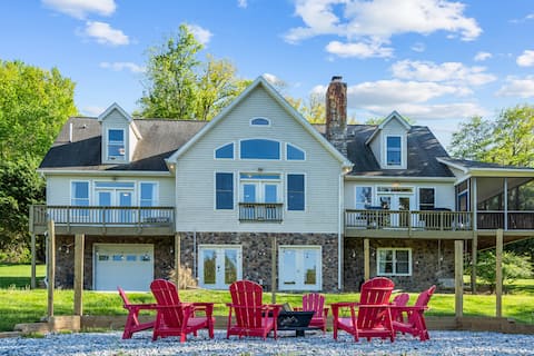 Stunning View, Riverfront Privacy, 18-Acre Estate!