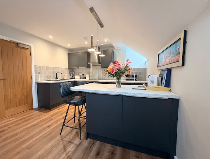 Windermere Apartment No 2, Pets Welcome - Windermere
