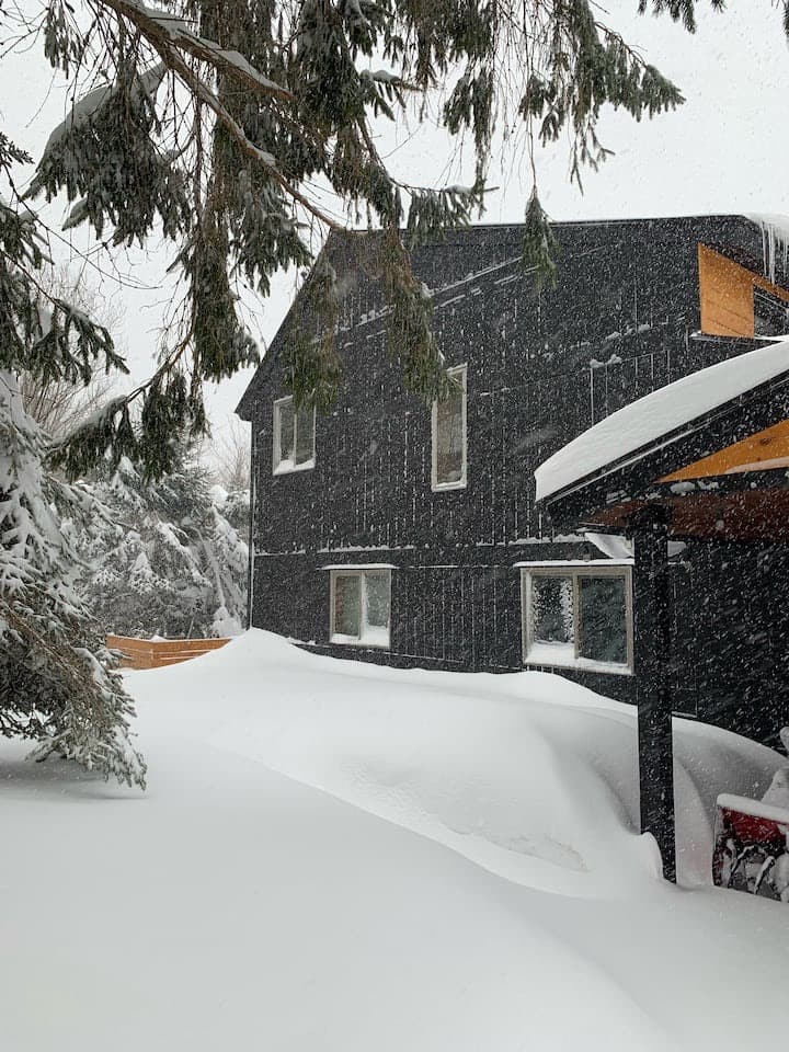 *Winterspell* Ski/Ride/Bike/Relax