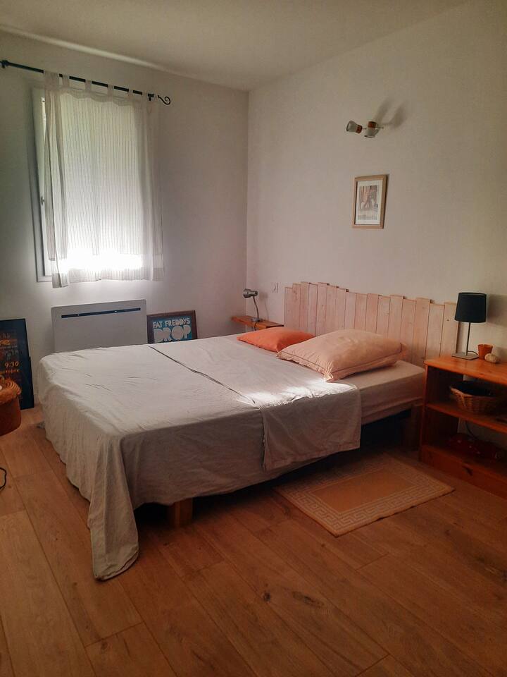 Dhomë gjumi 2
