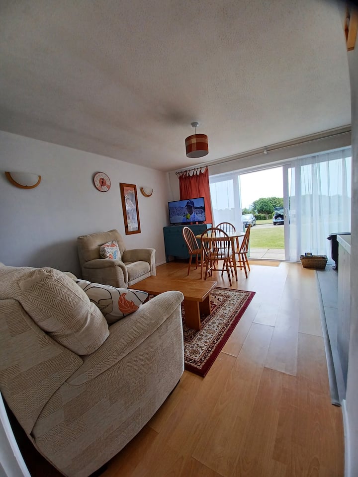 Bungalow Park Pools 2 Bedrooms - Dover