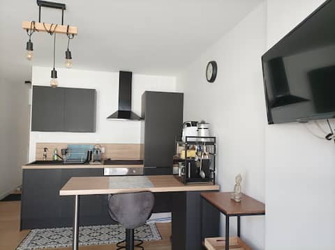 Top Airbnb: Comfortable studio 20 m from the beach in Fort Mahon Plage