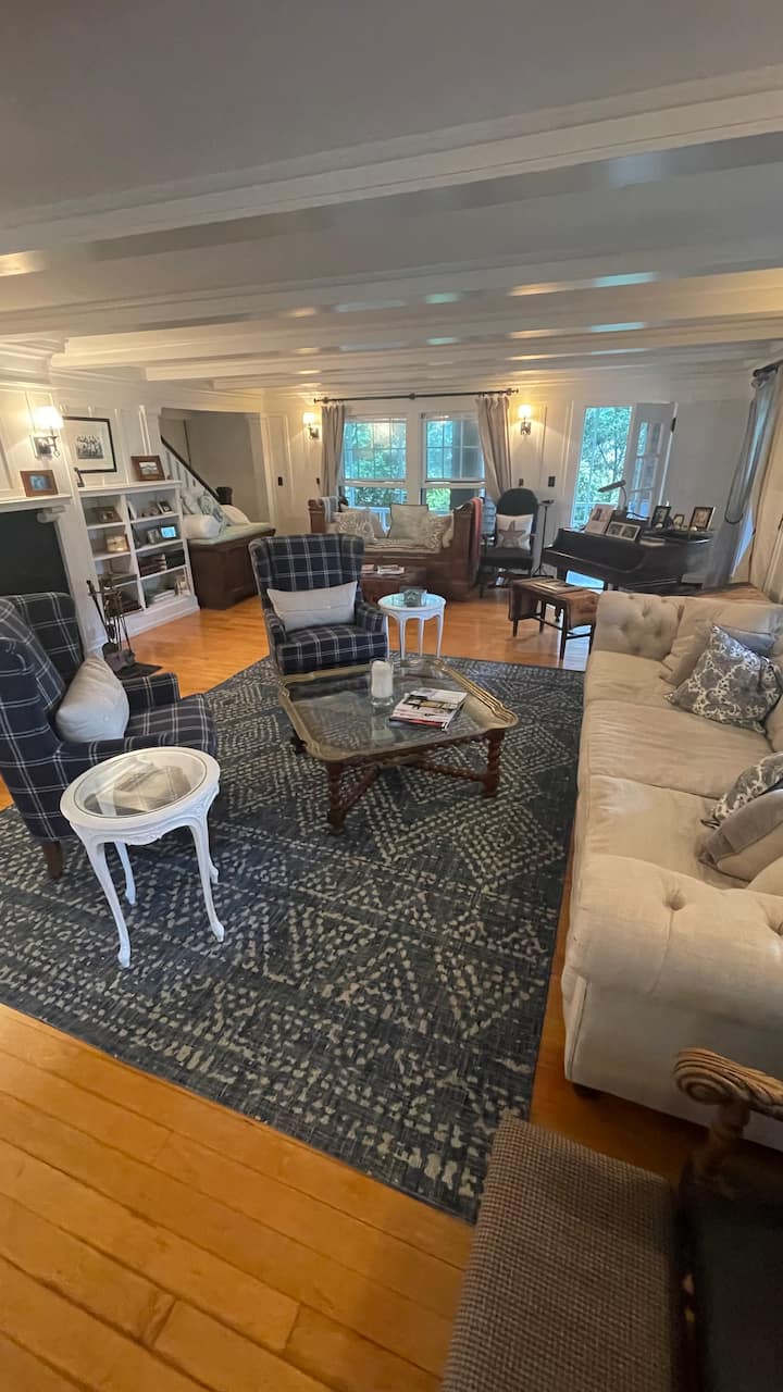 Harbor Suite - Salem, MA