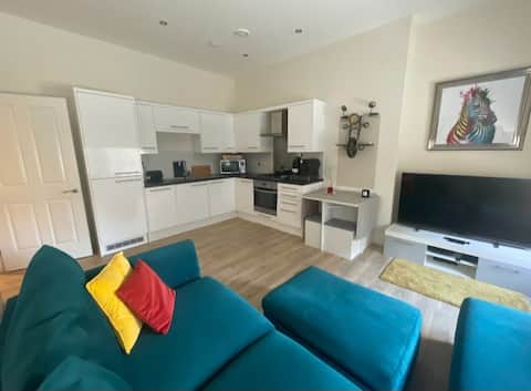 Top Airbnb: Queen Street Quayside Apartment: NE1 Grade2 Listed in Newcastle Upon Tyne