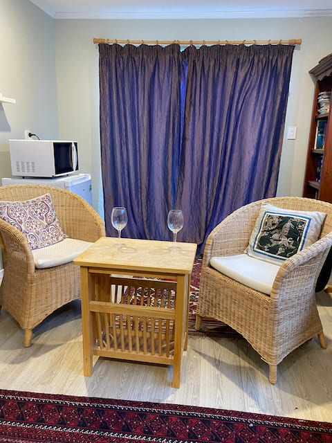 Popular Airbnb listing: Studio - own bathroom (not ensuite) in Christchurch City