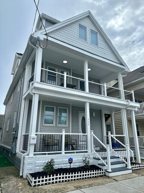 Family Time - One Block from Beach & Boardwalk!