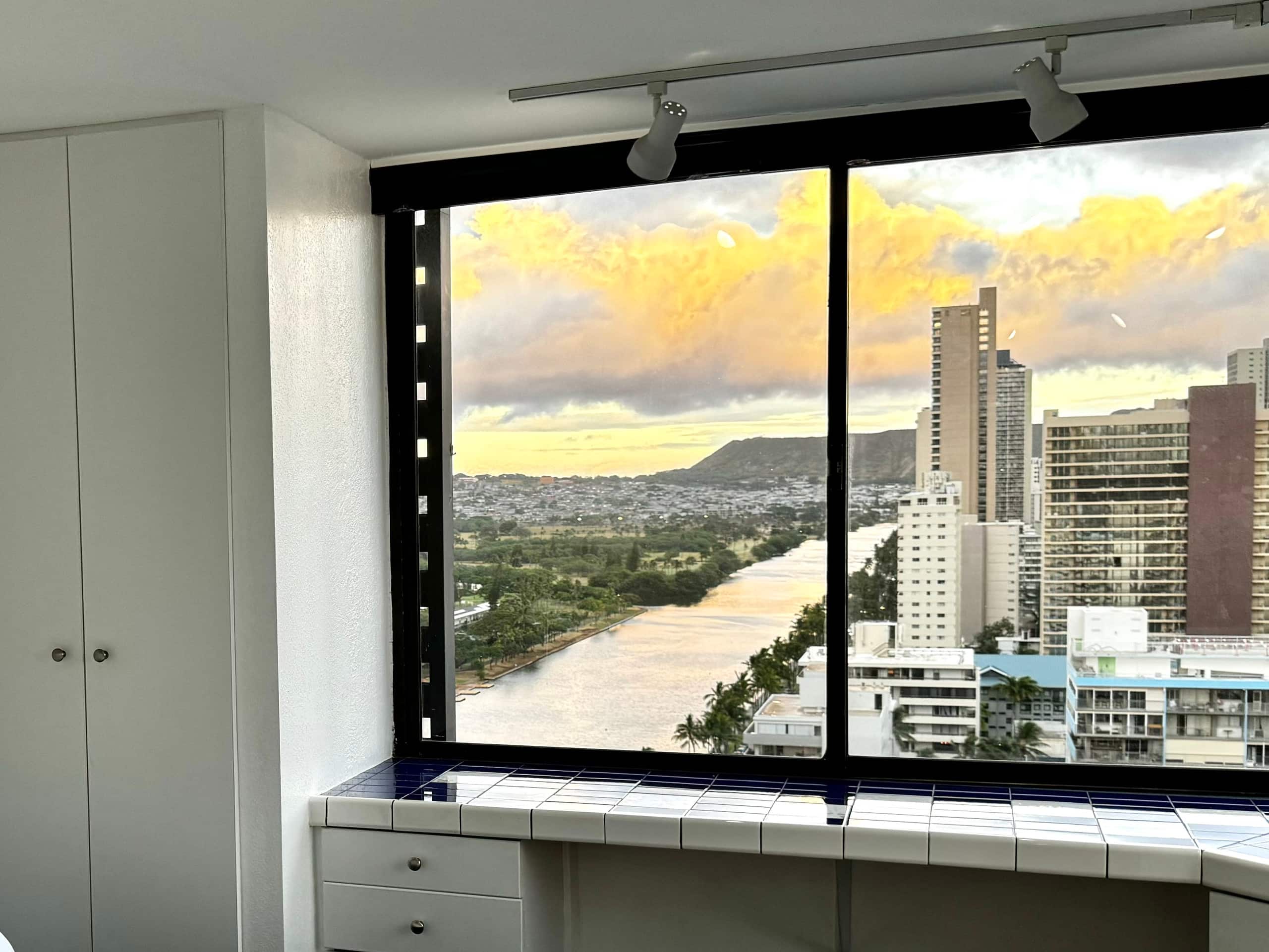 Home in Honolulu · ★4.89 · Studio · 1 bed · 1 private bath - Image 20