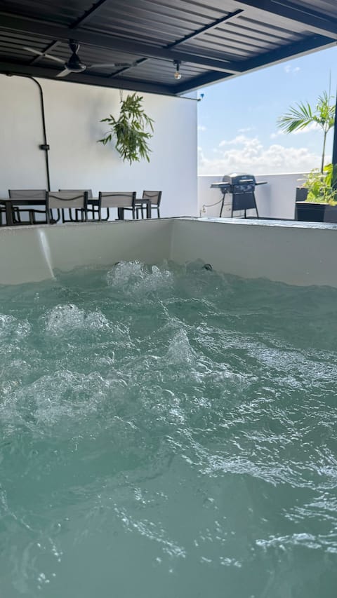 Private Jacuzzi Apartment in Santo Domingo