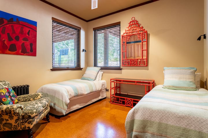 საძინებელი 3