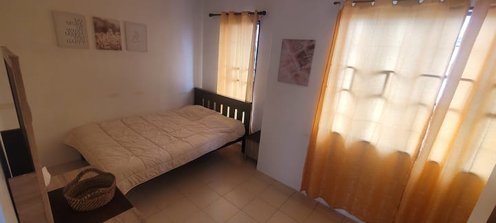 საძინებელი 1