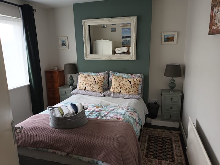 Patrick Street Double Room: No Parking - Kilkenny