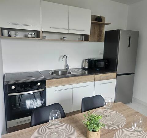 Successful Airbnb property: Studio for four people 2+2 La Banya in Sveta Marija Na Krasu