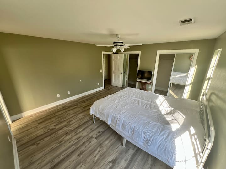 საძინებელი 1