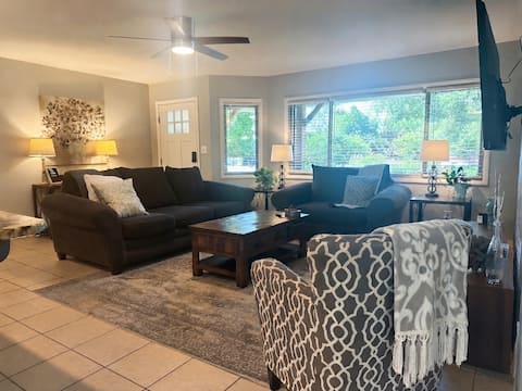 Successful Airbnb property: Cozy 3BR Lake Getaway • Walk to Water • Firepit in Prairie Creek