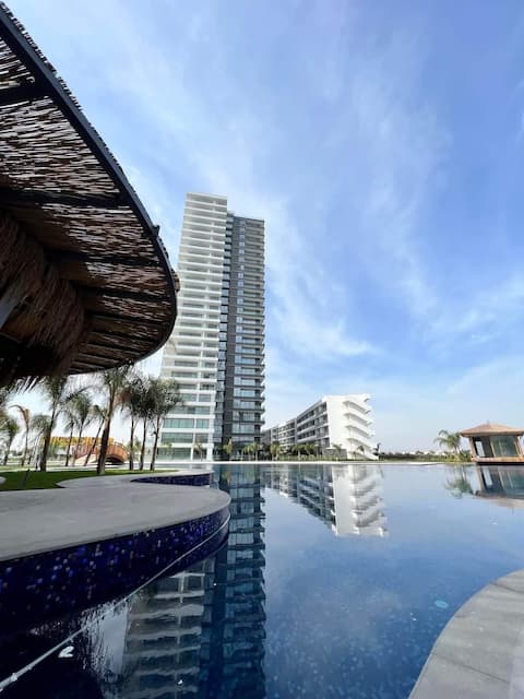 Luxury Studio •Grand Sapphire A Block•Pool & Beach