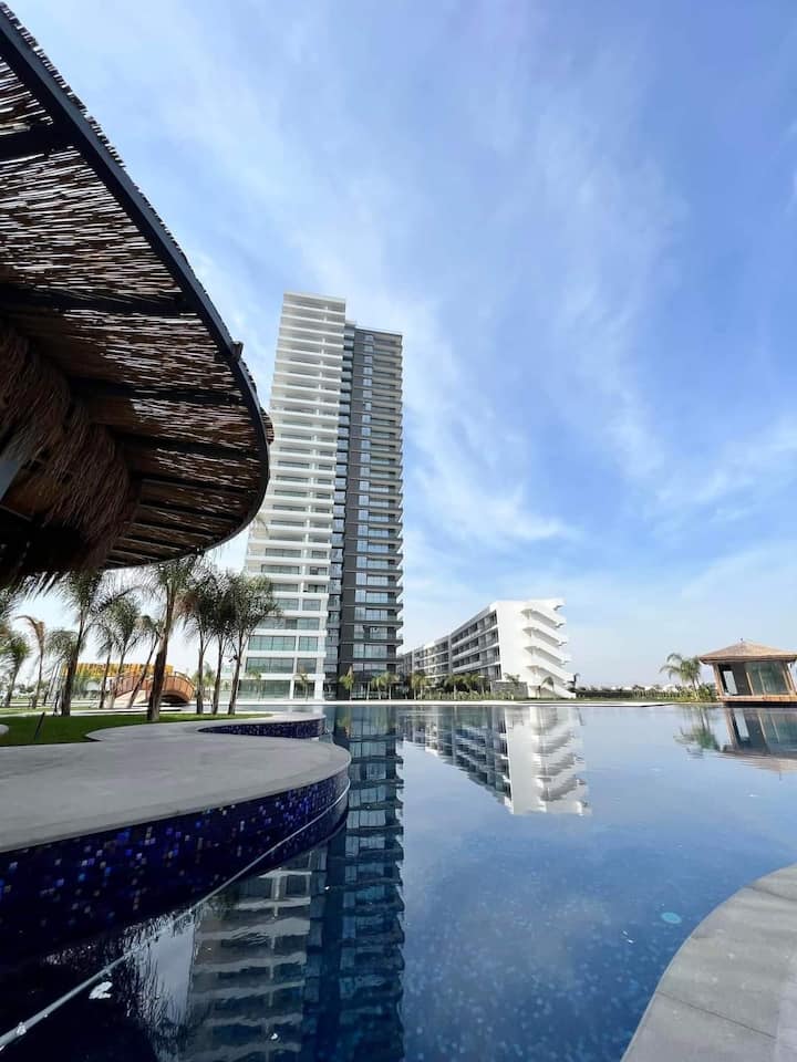 Luxury Studio •Grand Sapphire A Block•Pool & Beach