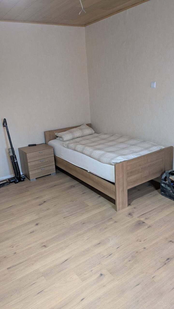 Dhomë gjumi 5
