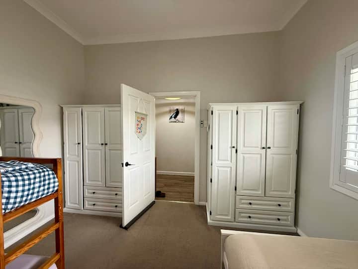 საძინებელი 3