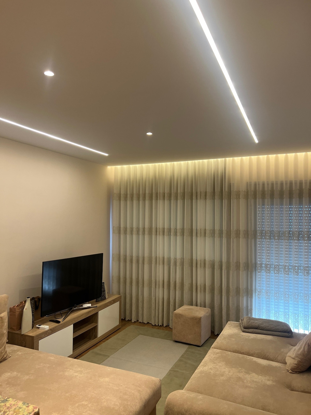 Listing 1208418805155115714