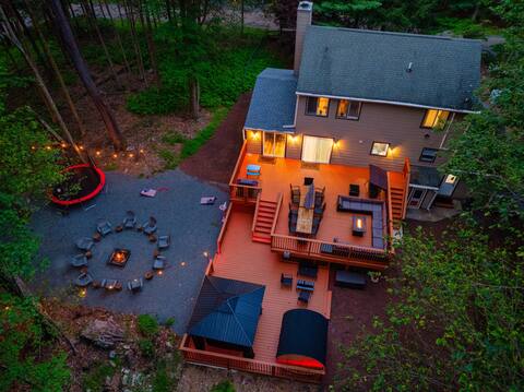 Secluded House w/ Lux Amenities