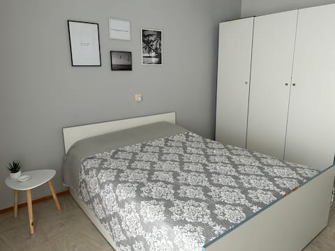 Amaranthus apartment