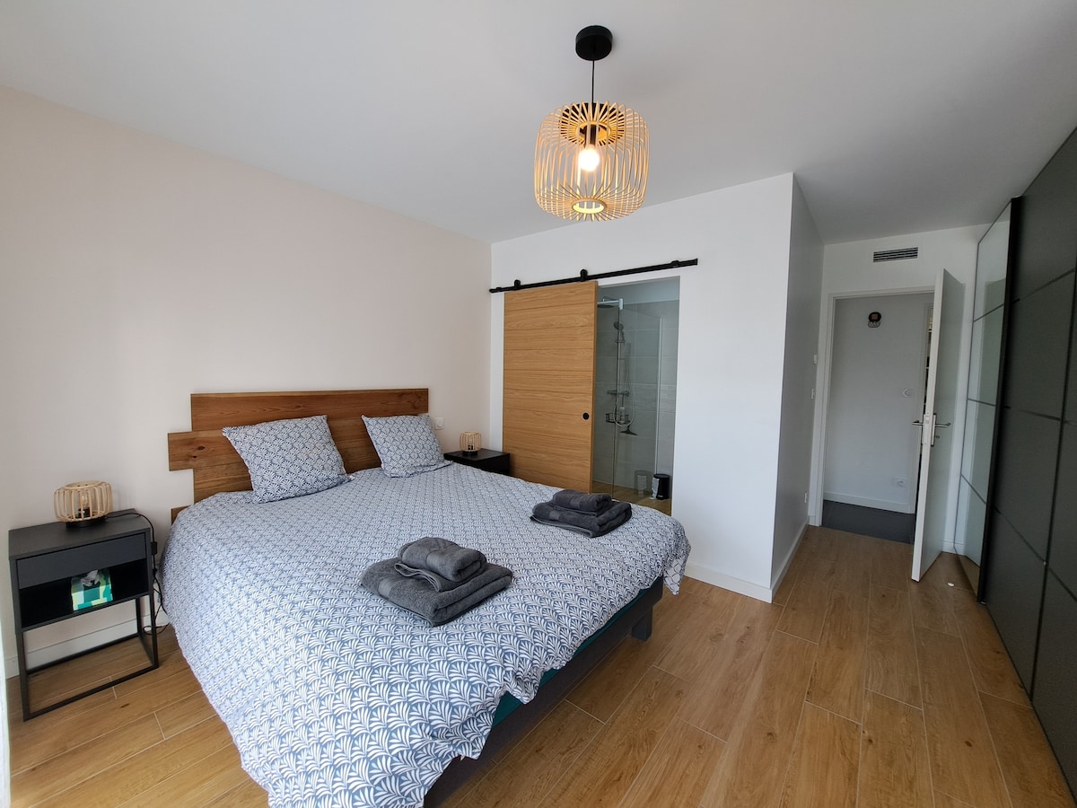 საძინებელი 1