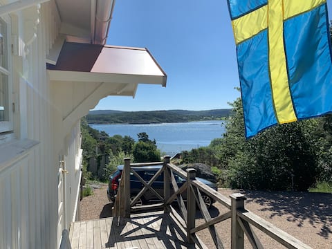 Beautiful, well-maintained, well-planned. Chance to rent a boat