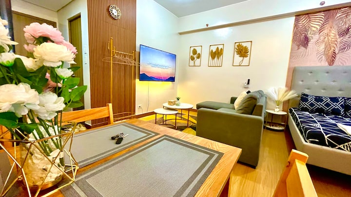 Aelyst Suite - Trece Martires