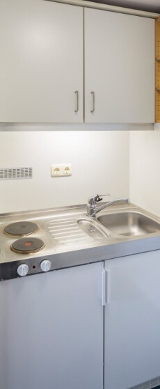 Successful Airbnb property: Central small apartment in Dom Pedro