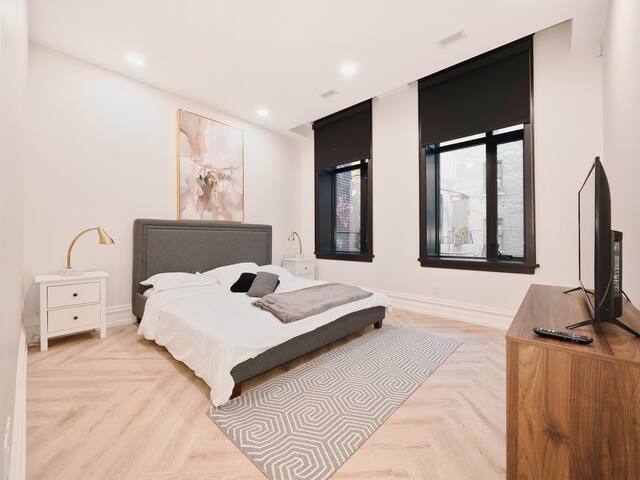 Grand Heritage Home Central Hub gallery image 5